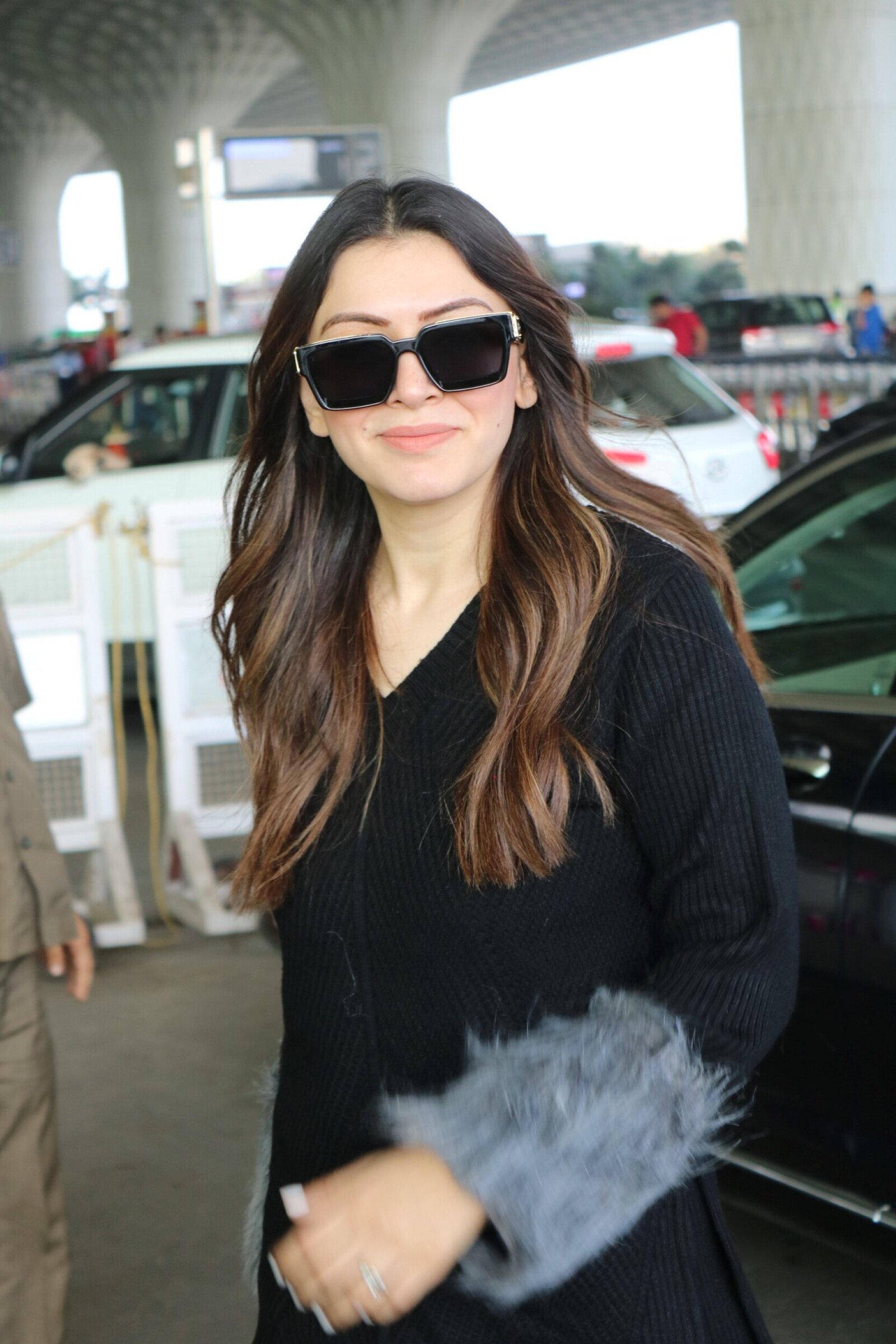 Hansika Motwani - Photos: Celebs Spotted At Airport | Picture 1902997