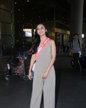 Tejasswi Prakash - Photos: Celebs Spotted At Airport | Picture 1903062
