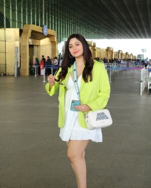 Ritabhari Chakraborty - Photos: Celebs Spotted At Airport | Picture 1903021
