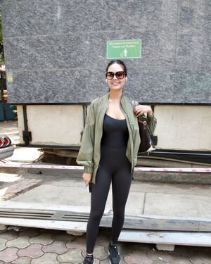 Esha Gupta - Photos: Celebs Spotted Post Gym Workout | Picture 1892256