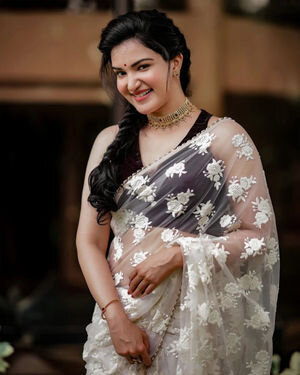 Actress Honey Rose Latest Photos | Picture 1894083