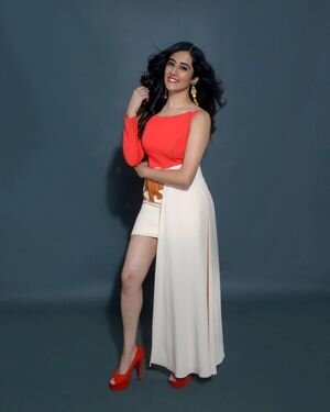 Jonita Gandhi Latest Photos | Picture 1894970