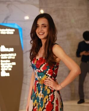 Sanaya Irani - Photos: Celebs At Lakme Fashion Week 2022 | Picture 1893655