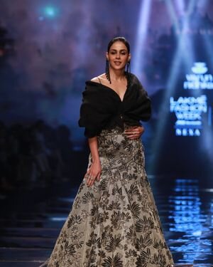 Genelia D Souza - Photos: Celebs At Lakme Fashion Week 2022