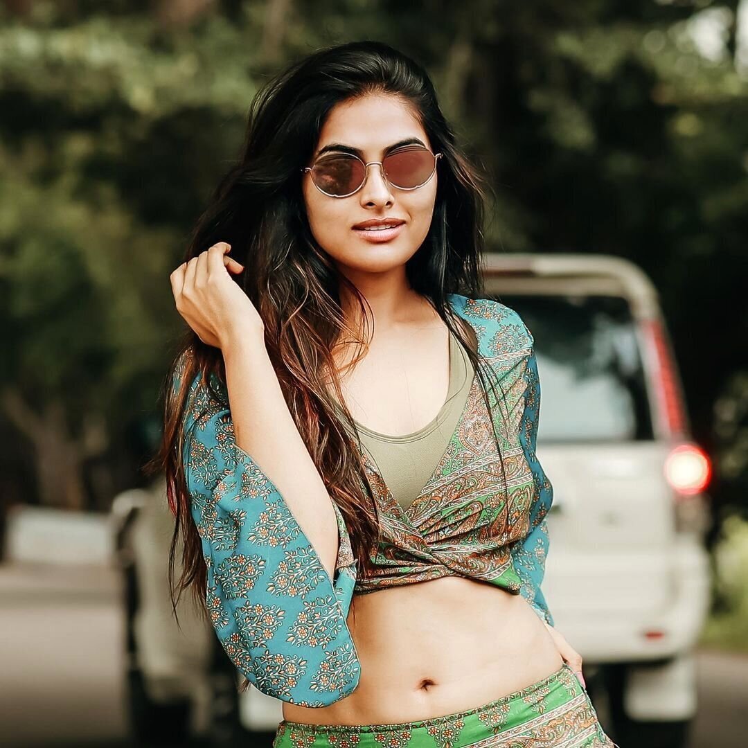 Divi Vadthya Latest Photos | Picture 1899070