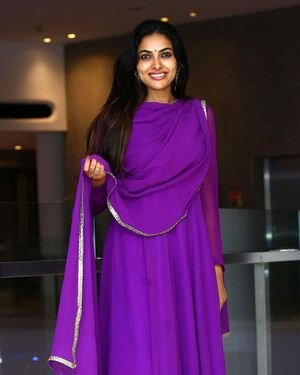 Divi Vadthya Latest Photos | Picture 1899058