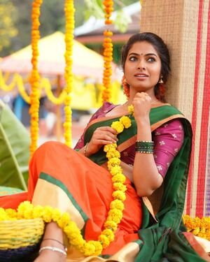 Divi Vadthya Latest Photos | Picture 1899044