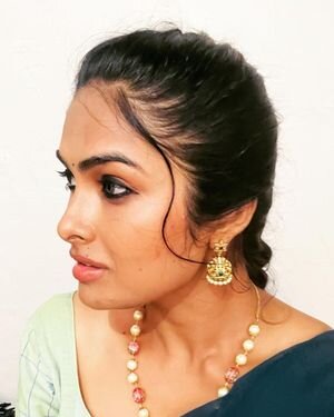 Divi Vadthya Latest Photos | Picture 1899022