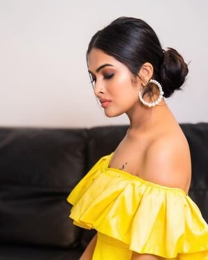 Divi Vadthya Latest Photos | Picture 1899014