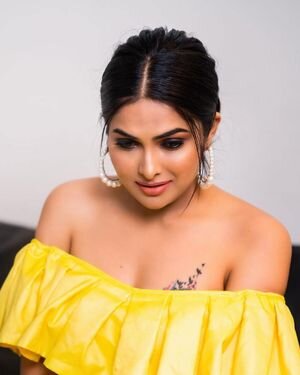 Divi Vadthya Latest Photos | Picture 1899021