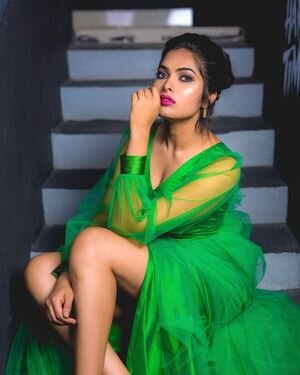 Divi Vadthya Latest Photos | Picture 1898997