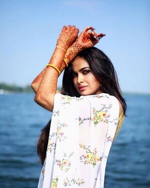 Divi Vadthya Latest Photos | Picture 1899029