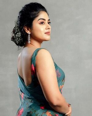 Siddhi Idnani Latest Photos | Picture 1900570