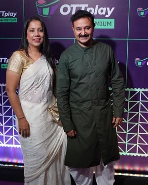 Photos: Celebs On The Red Carpet Of Pan India Ott Awards 2022