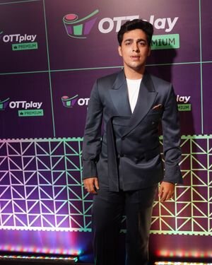 Photos: Celebs On The Red Carpet Of Pan India Ott Awards 2022 | Picture 1890145