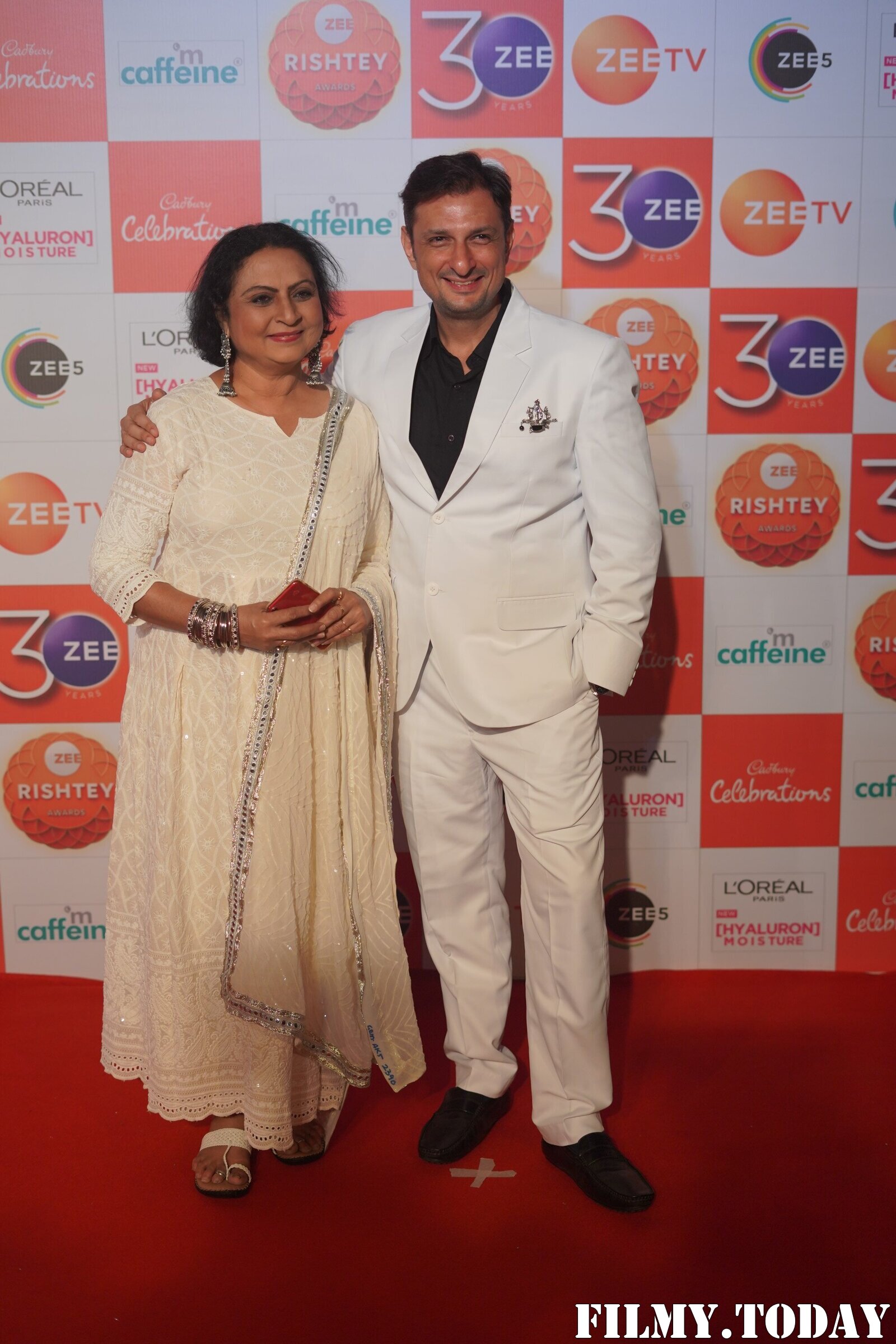 Photos: Celebs On The Red Carpet Of Zee Rishtey Awards 2022 | Picture 1890249