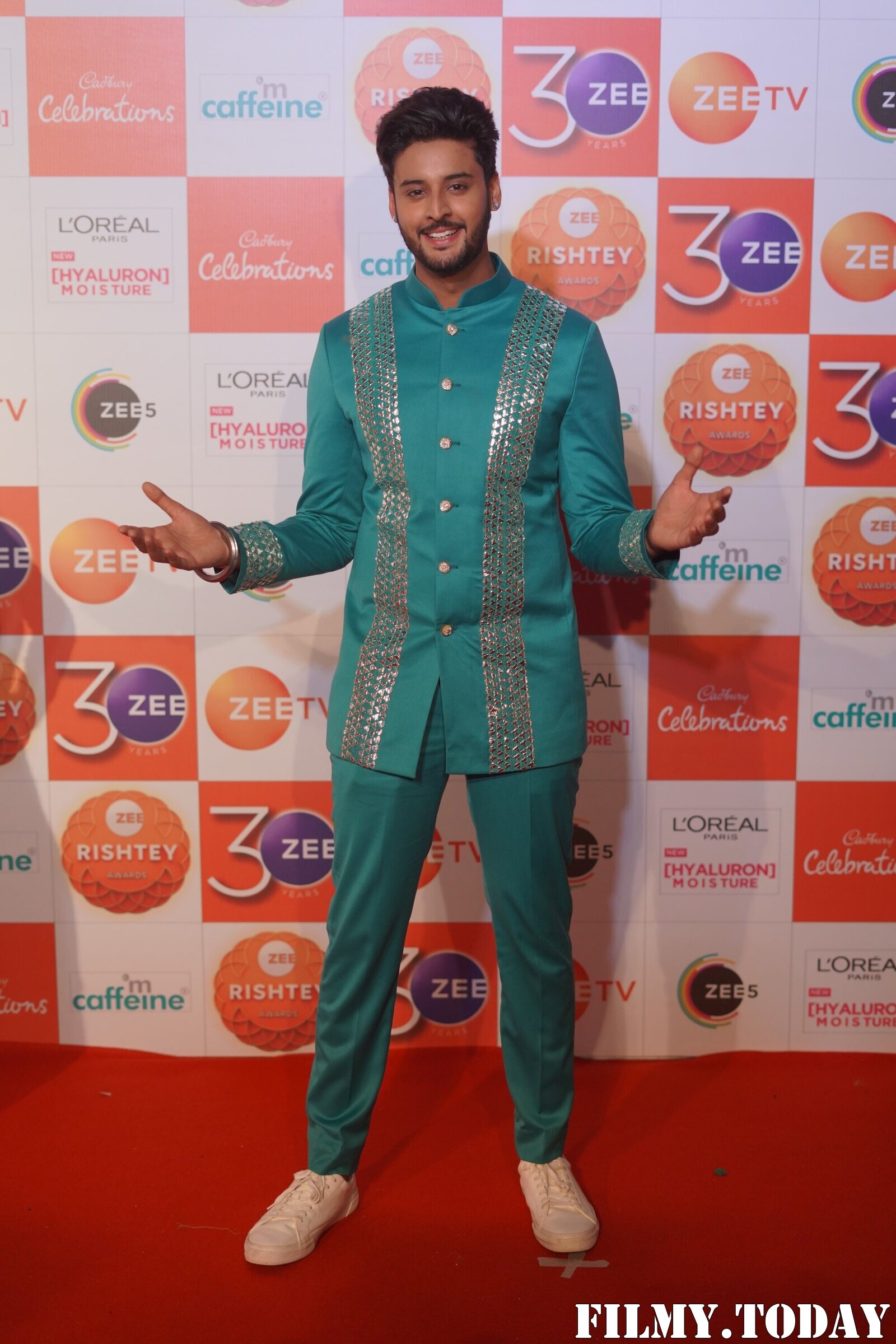 Photos: Celebs On The Red Carpet Of Zee Rishtey Awards 2022 | Picture 1890281