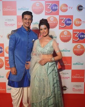 Photos: Celebs On The Red Carpet Of Zee Rishtey Awards 2022 | Picture 1890241