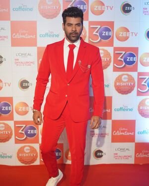Photos: Celebs On The Red Carpet Of Zee Rishtey Awards 2022 | Picture 1890238