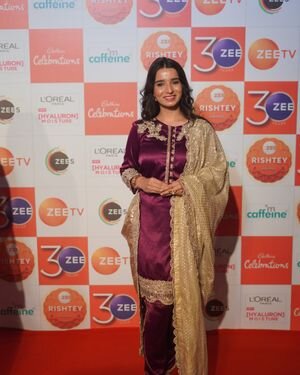 Photos: Celebs On The Red Carpet Of Zee Rishtey Awards 2022 | Picture 1890254