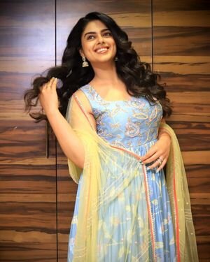 Siddhi Idnani Latest Photos | Picture 1891745