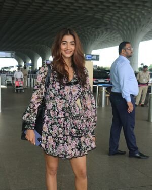 Pooja Hegde - Photos: Celebs Spotted At Airport | Picture 1891955