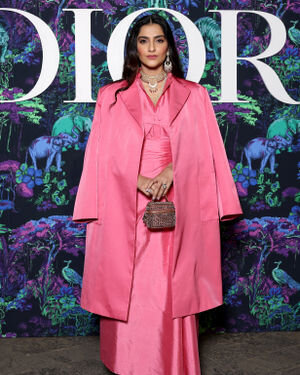 Sonam Kapoor Ahuja - Photos: Celebs At DIOR's Pre Fall 2023 Show | Picture 1933074