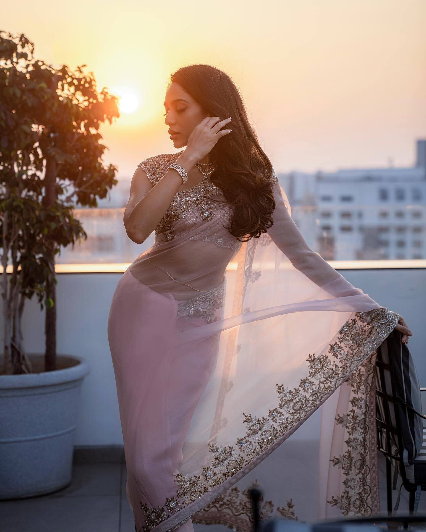 Shobita Dhulipala Latest Photoshoot | Picture 1933425