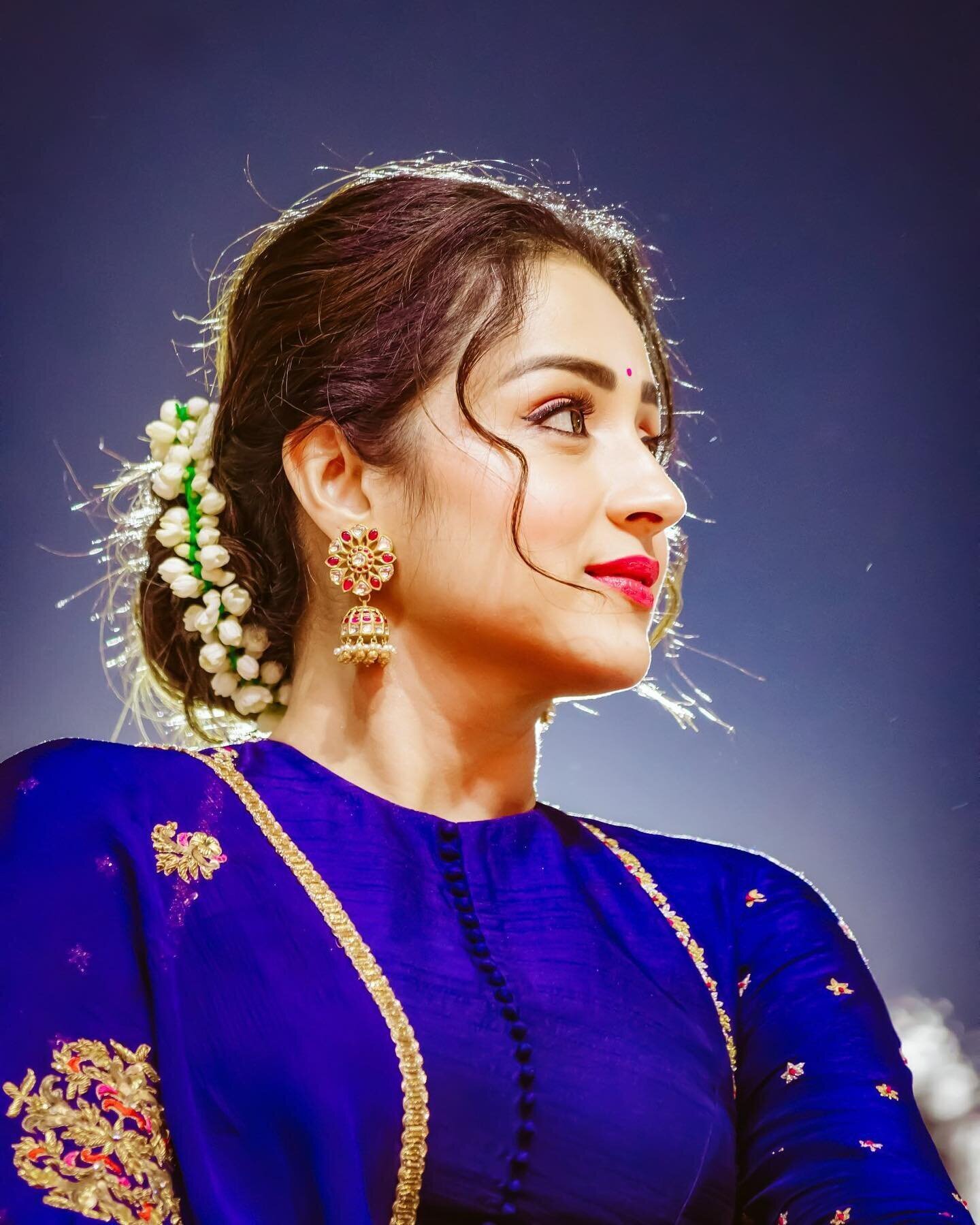 Trisha Photos - Tamil Actress photos, images, gallery, stills and clips -  IndiaGlitz.com
