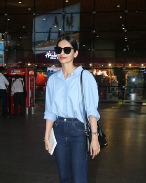 Manushi Chhillar - Photos: Celebs  Spotted At Airport | Picture 1935351