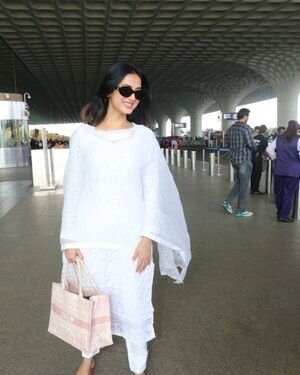 Sonal Chauhan - Photos: Celebs  Spotted At Airport | Picture 1913984