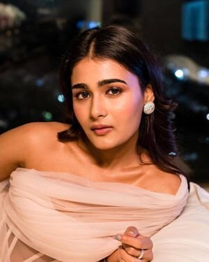 Shalini Pandey Latest Photos | Picture 1915825