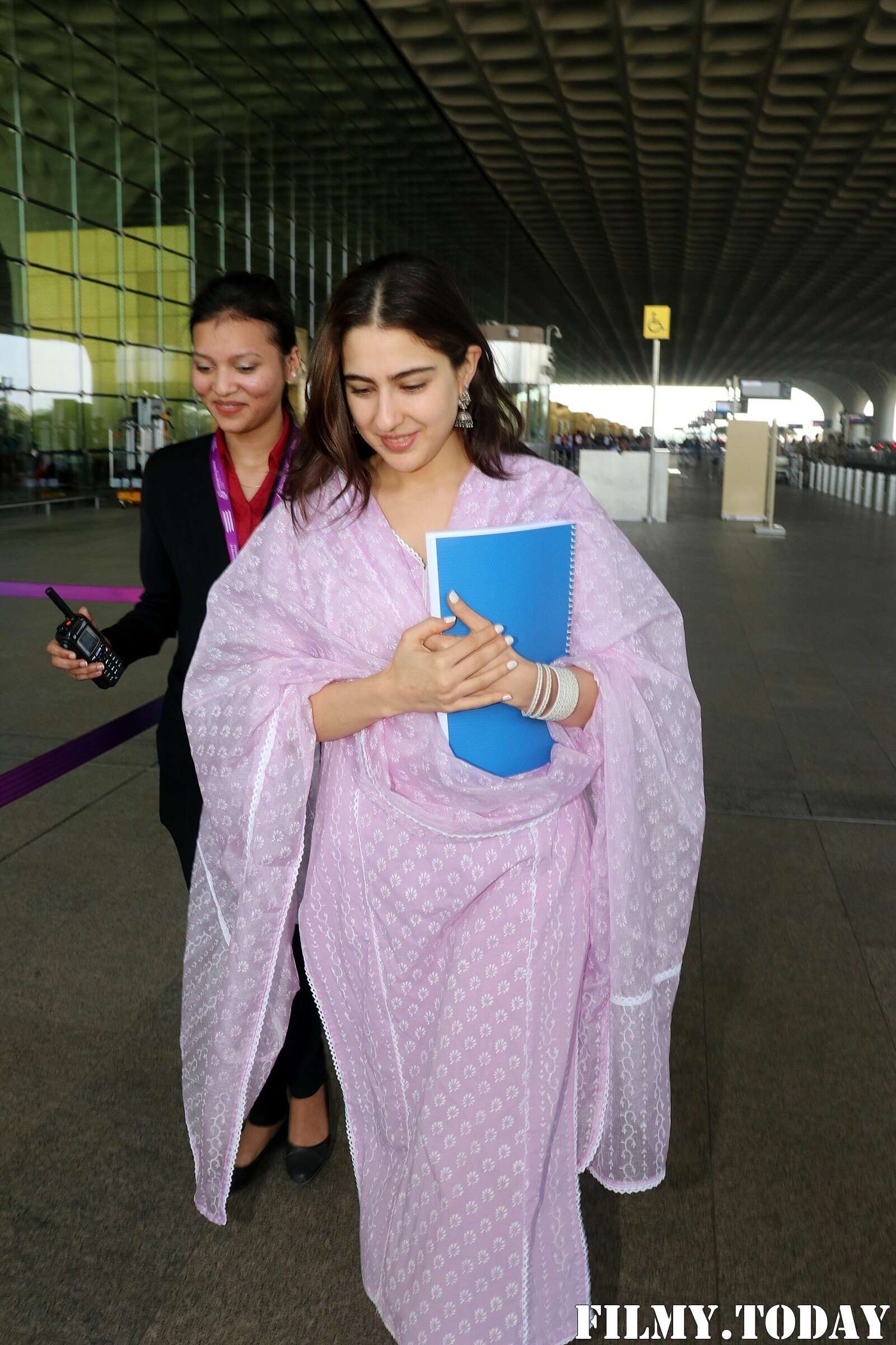 Sara Ali Khan - Photos: Celebs  Spotted At Airport | Picture 1916115