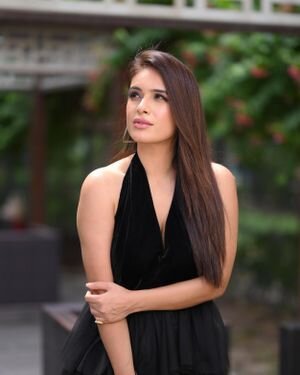 Neha Malik Latest Photoshoot | Picture 1916587