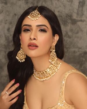 Neha Malik Latest Photoshoot | Picture 1916780