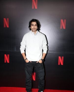 Photos: Celebs At The Netflix Networking Party | Picture 1917704