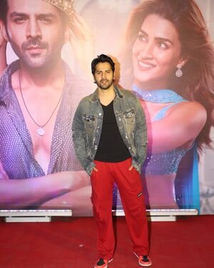 Varun Dhawan - Photos: The Special Screening Of Film Shehzada | Picture 1917811