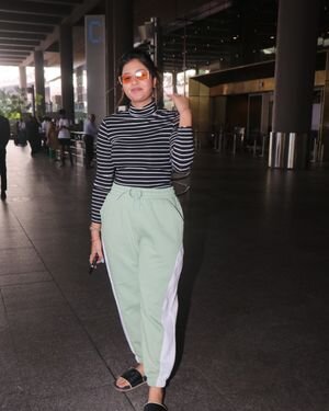 Anjali Arora - Photos: Celebs  Spotted At Airport