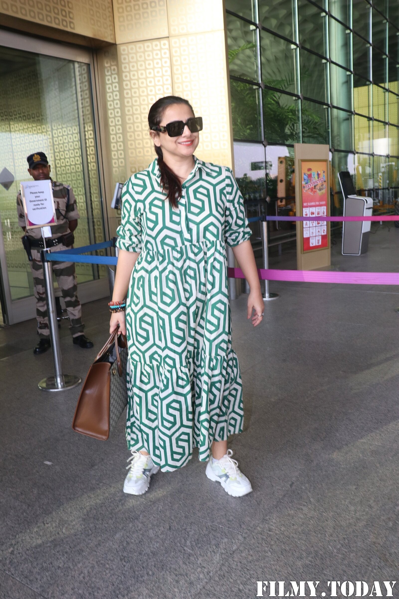 Vidya Balan - Photos: Celebs  Spotted At Airport | Picture 1921704