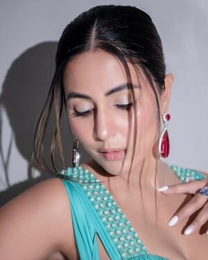 Hina Khan Latest Photos | Picture 1922085