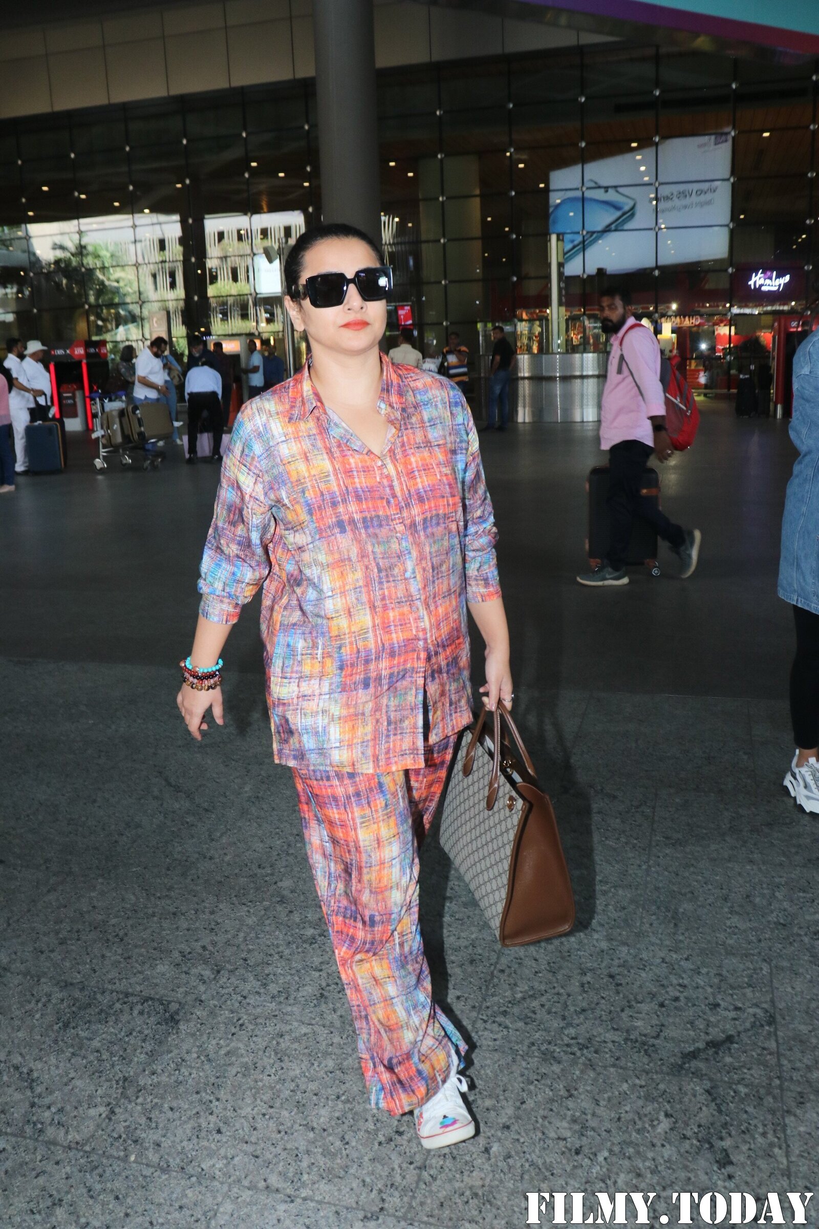 Vidya Balan - Photos: Celebs  Spotted At Airport | Picture 1922209