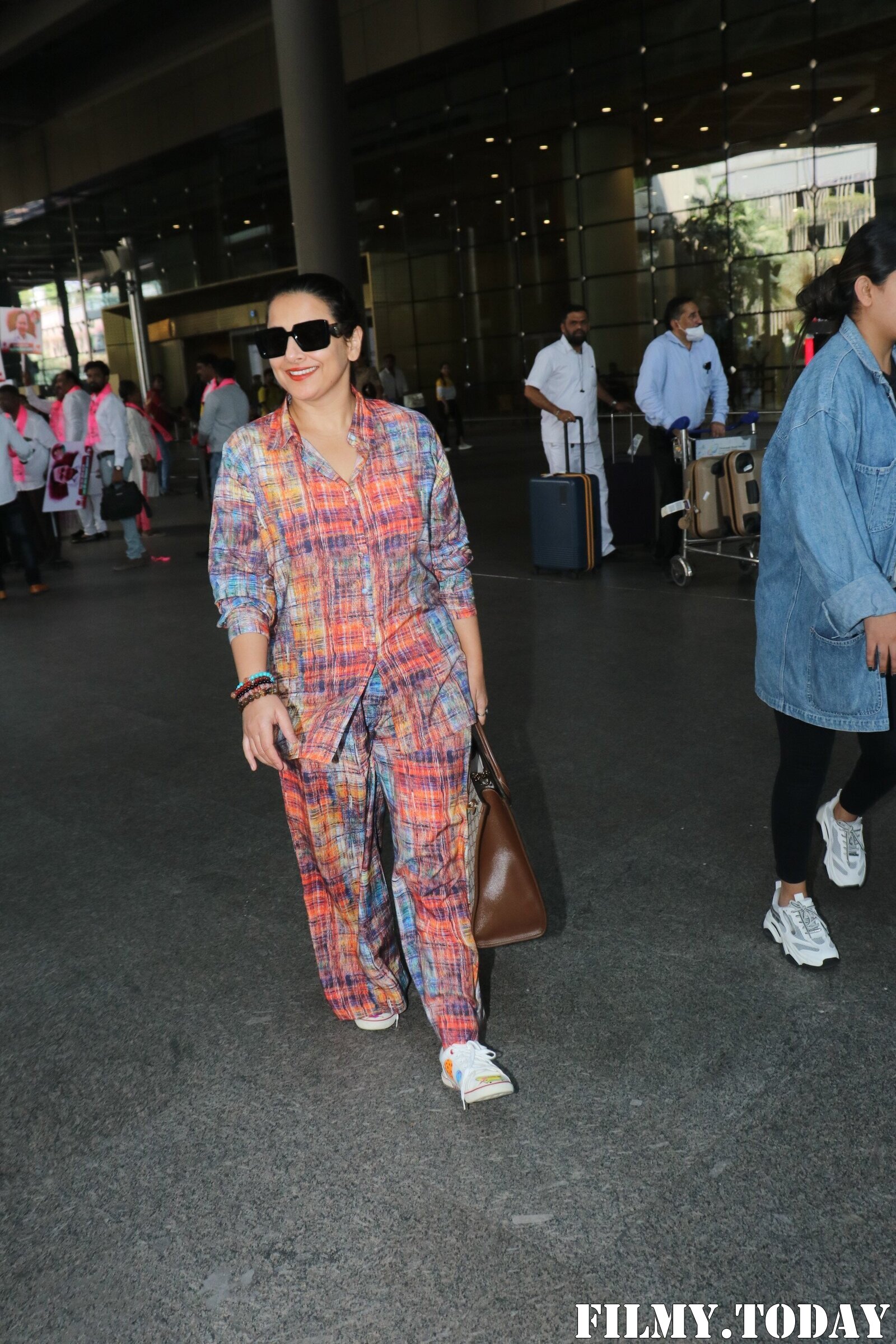 Vidya Balan - Photos: Celebs  Spotted At Airport | Picture 1922207