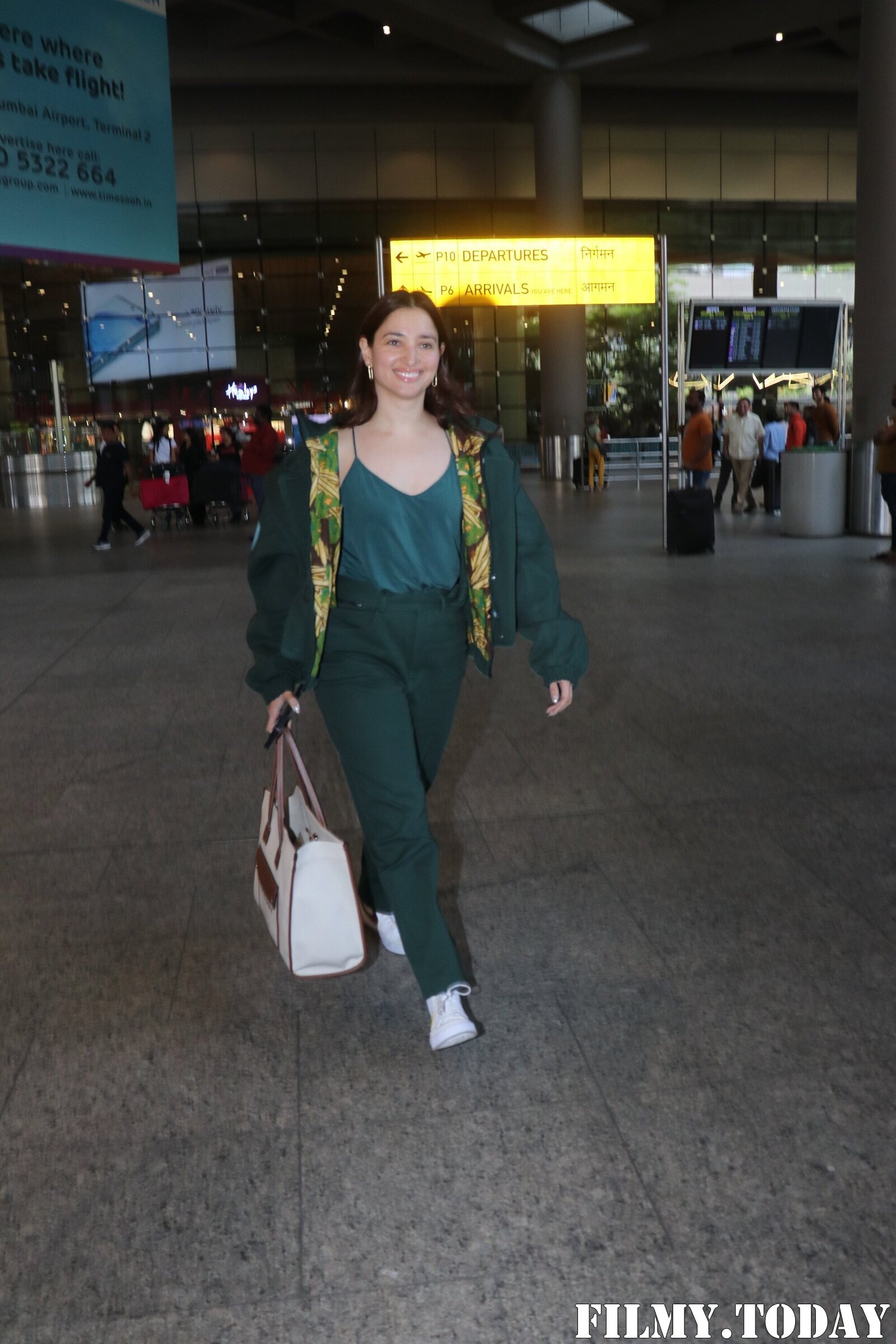 Tamanna Bhatia - Photos: Celebs  Spotted At Airport | Picture 1922177