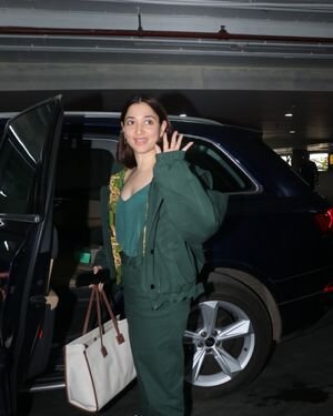 Tamanna Bhatia - Photos: Celebs  Spotted At Airport | Picture 1922184
