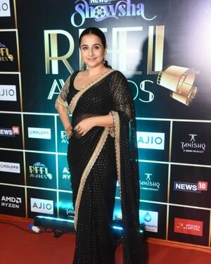Vidya Balan - Photos: Celebs At Red Carpet For The News18 Showsha Reel Awards 2023 | Picture 1922431