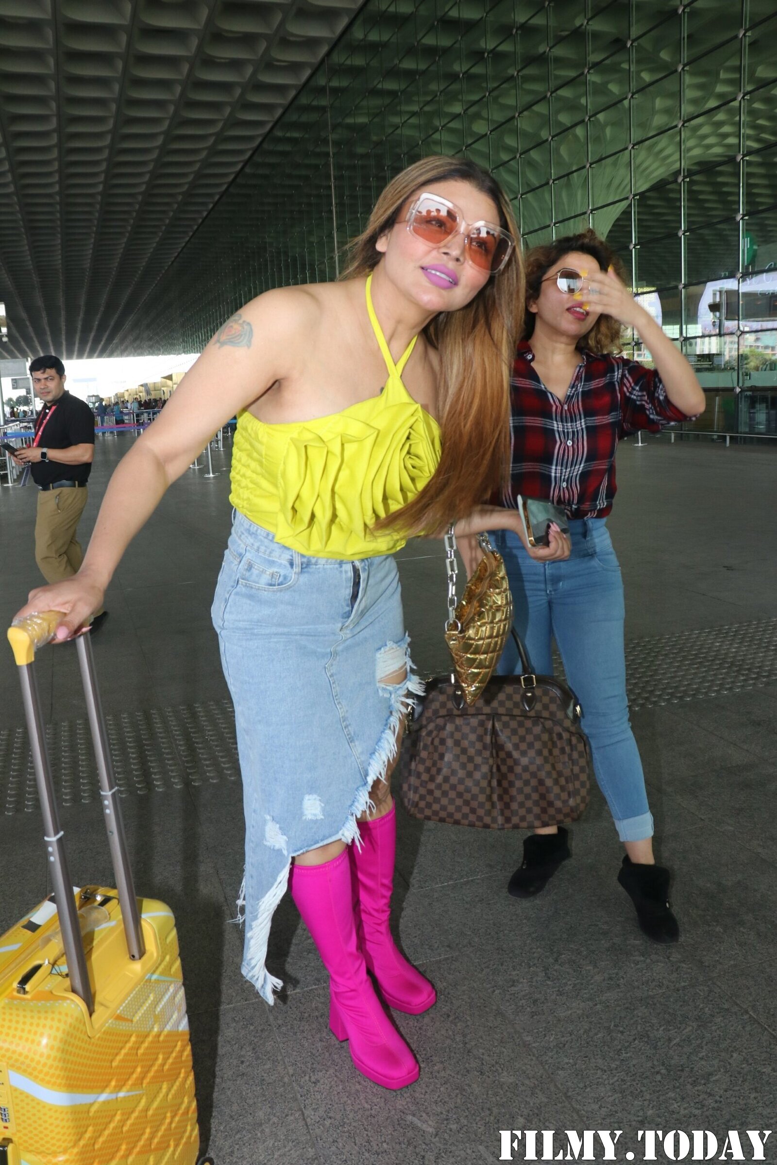 Rakhi Sawant - Photos: Celebs  Spotted At Airport | Picture 1922749