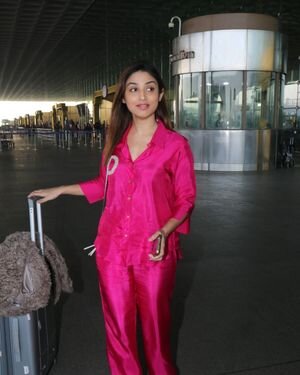 Donal Bisht - Photos: Celebs  Spotted At Airport | Picture 1906212