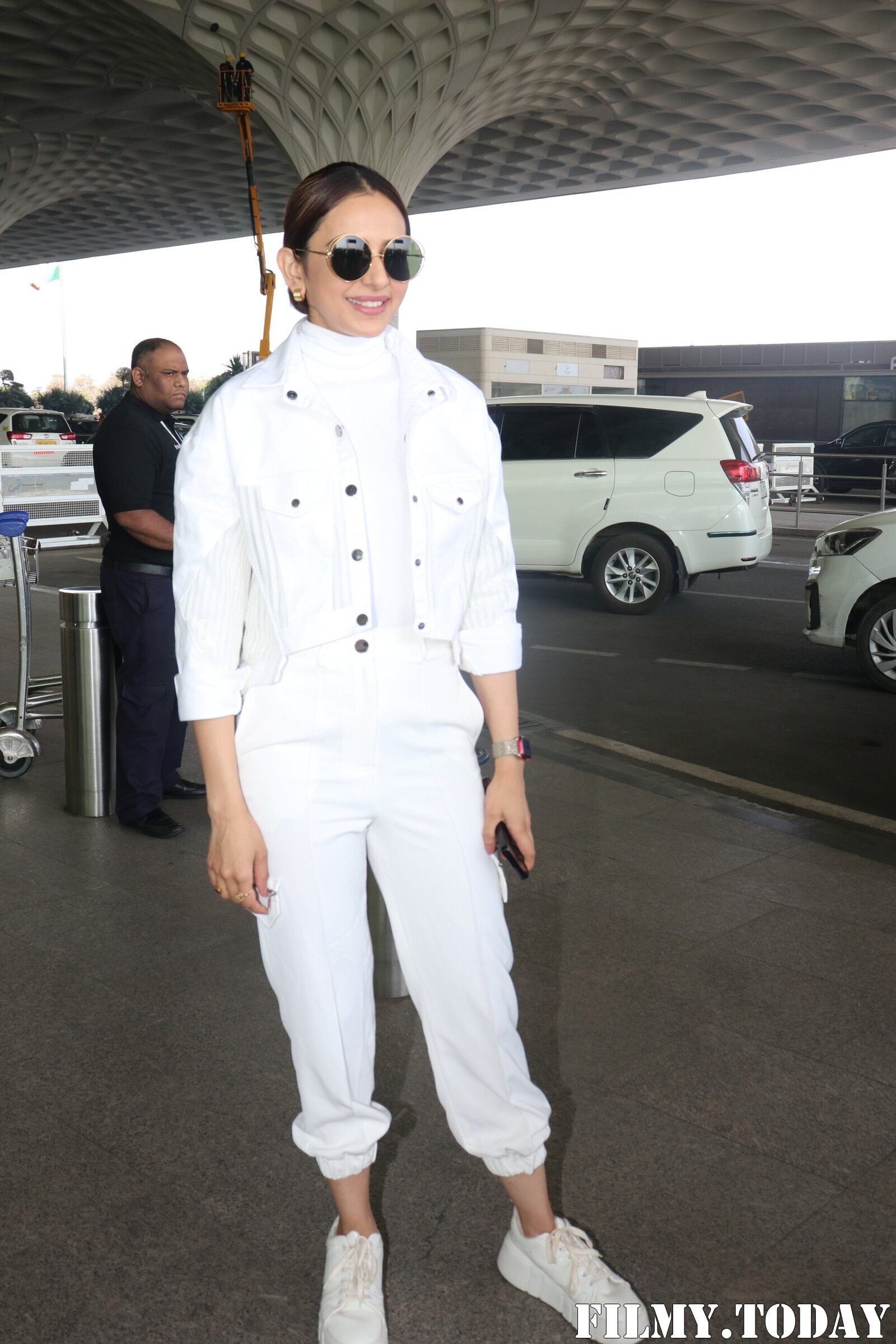 Rakul Preet Singh - Photos: Celebs  Spotted At Airport | Picture 1909123