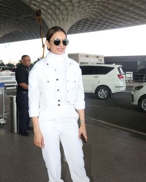 Rakul Preet Singh - Photos: Celebs  Spotted At Airport | Picture 1909123