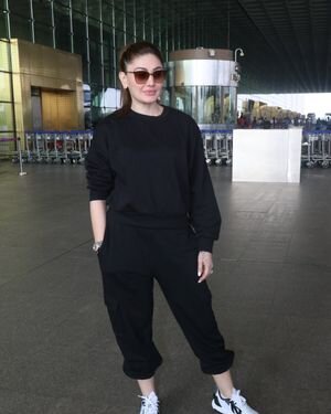 Shefali Jariwala - Photos: Celebs  Spotted At Airport | Picture 1909938